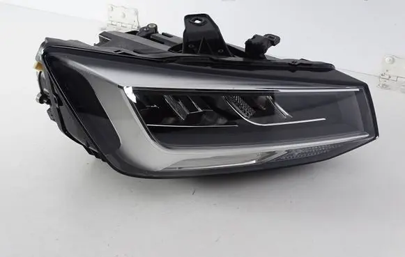 Audi Q2 - Headlight/headlamp 81A941012C