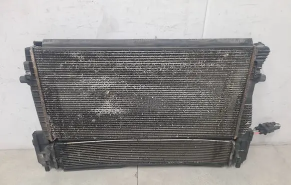 Seat Leon (5F) Radiator set 5Q0959455AL C35833100 5Q0121203BT