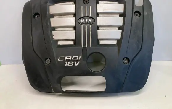 KIA Sorento Engine cover (trim)