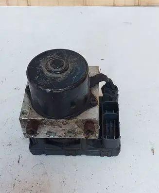 Chrysler Voyager ABS Pump 04686702AA