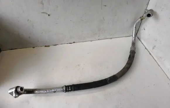 Opel Vivaro Air conditioning (A/C) pipe/hose