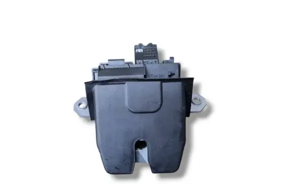 Ford Mondeo MK IV Tailgate/trunk/boot lock/catch/latch 8M51-R442A66-CB