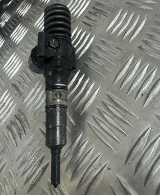 Audi A3 S3 8P Fuel injector 03G130073G