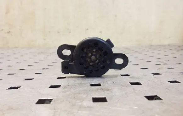 Volkswagen Touareg II Parking PDC sensor speaker 8E0919279