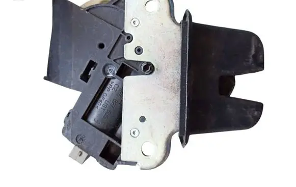 Audi A6 S6 C6 4F Tailgate/trunk/boot lock/catch/latch 4F5827505D