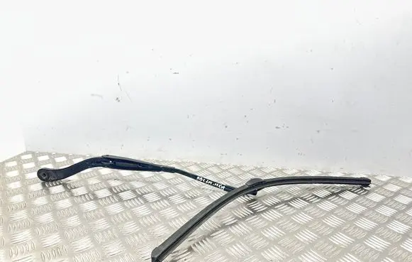 Mercedes-Benz C W204 Windshield/front glass wiper blade A2048200044