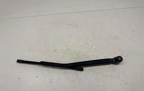 BMW 1 E81 E87 Rear wiper blade arm 7199565 13850705