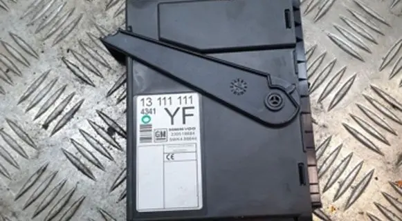 Door central lock control unit/module