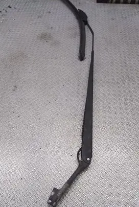 Suzuki Liana Windshield/front glass wiper blade 