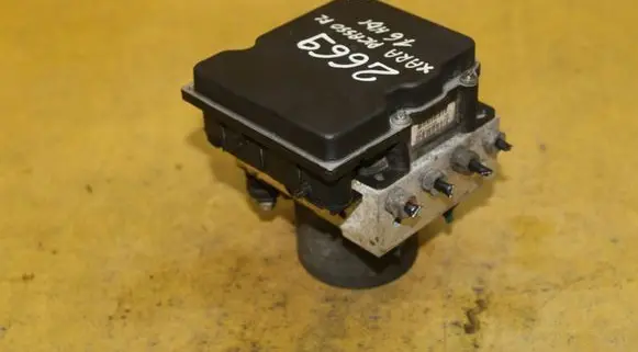 Citroen Xsara Picasso ABS Pump