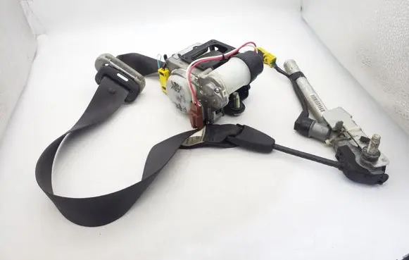 Honda CR-V Front seatbelt 6082679 A81450SWWE1 6075380