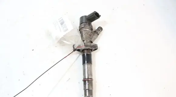 Renault Master II Fuel injector 0445110141