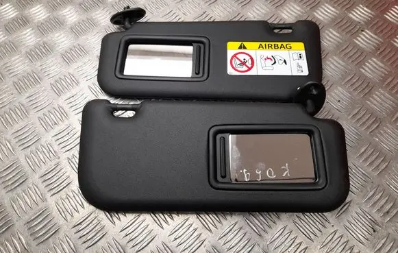 Toyota Yaris Cross Sun visor 069