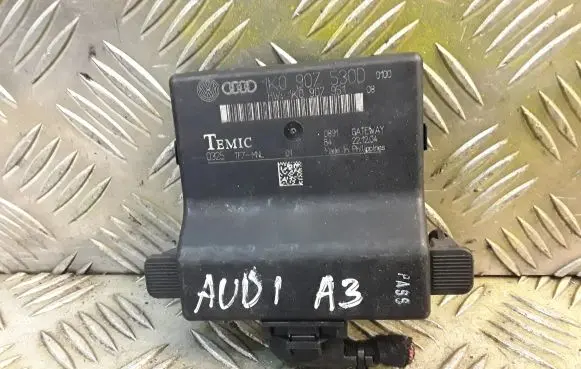 Audi A3 S3 8P Gateway control module 1K0907530D