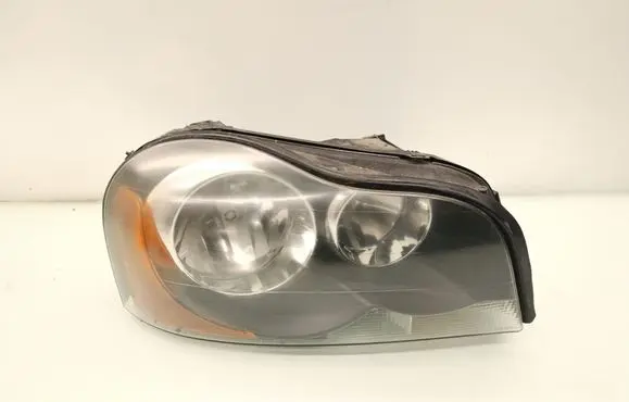 Volvo XC90 Headlight/headlamp 05077