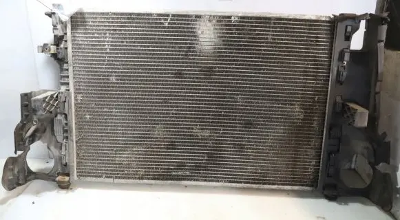 Volvo V70 Coolant radiator
