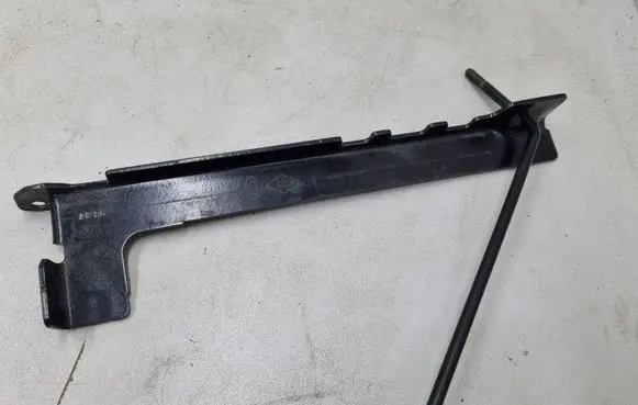 Smart ForFour II W453 Battery bracket 244276577R A4536280500