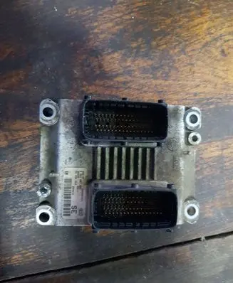 Fiat Punto (188) Engine control unit/module 386147 1039S01631 0261207969