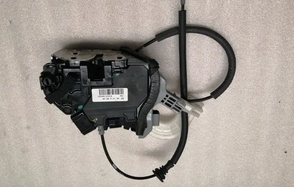 KIA Carens III Rear door lock 81410A4020