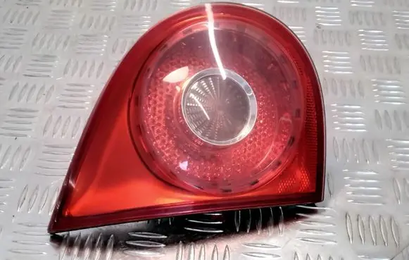 Volkswagen Golf V Tailgate rear/tail lights 1K6945093G 89031769 89031766