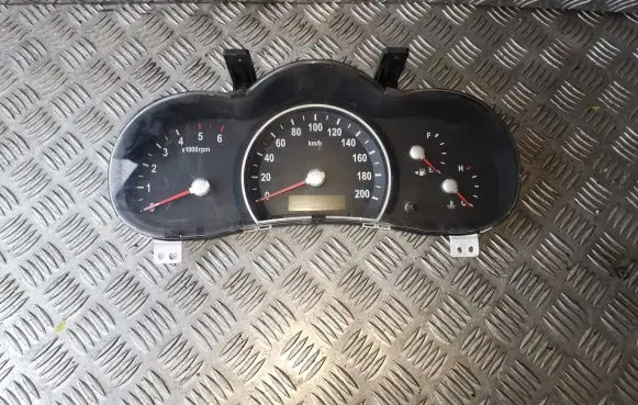 KIA Carnival Speedometer (instrument cluster) 940034D280 20060502
