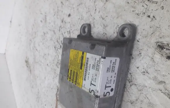 Toyota Auris 150 Airbag control unit/module 8917002560