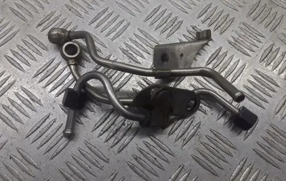 Mazda 5 Turbo turbocharger oiling pipe/hose