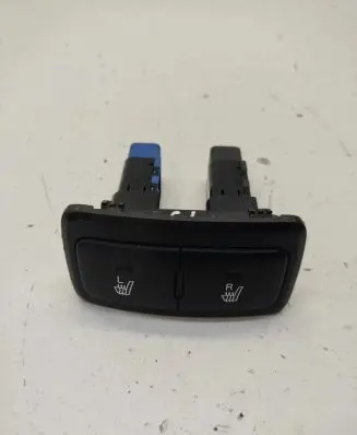 KIA Sportage Seat heating switch 202002962 621W05010