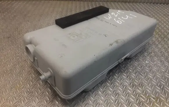 Mercedes-Benz S W220 Vacuum air tank 2208050119 A2208050119