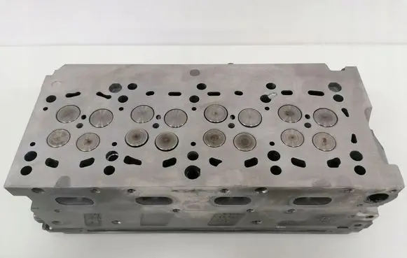 Audi A4 S4 B8 8K Engine head 03L103373E