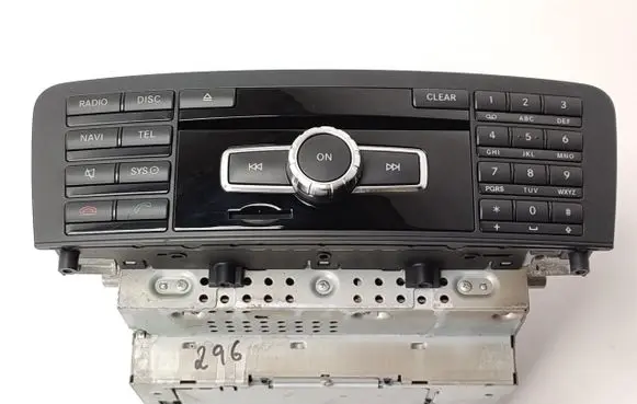 Mercedes-Benz GLK (X204) Radio/CD/DVD/GPS head unit 2049000015