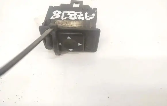 Subaru Forester SF Wing mirror switch