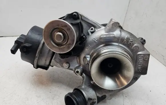 BMW X1 F48 F49 Turbo 8584199