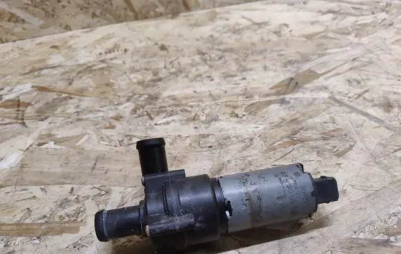 Maserati GranTurismo Electric auxiliary coolant/water pump 0392020034