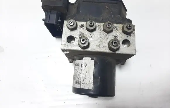 Opel Insignia A ABS Pump 13328651