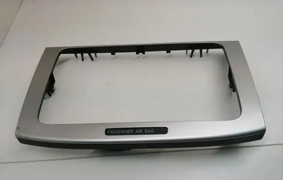 Volkswagen PASSAT B6 Radio/GPS head unit trim 3C0858069AE