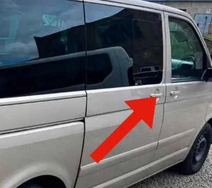 Volkswagen Multivan T5 Sliding door exterior handle 7H0843352E