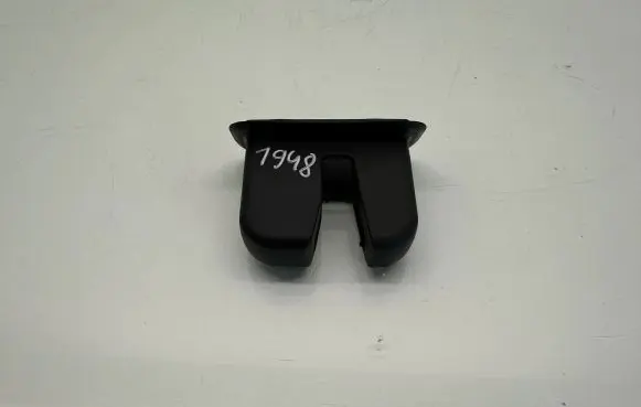 Audi A4 S4 B8 8K Tailgate/boot lid lock trim 4E0827520B
