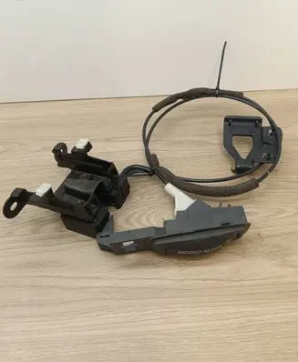 Volvo S80 Seat back rest lock catch 9194117 60301