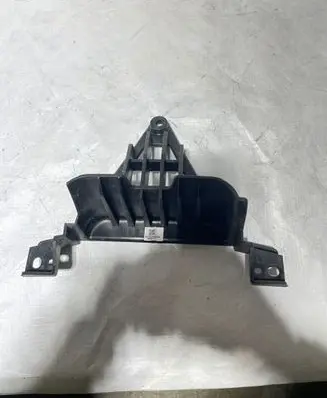 KIA Niro Other engine bay part 86352q4000 200311