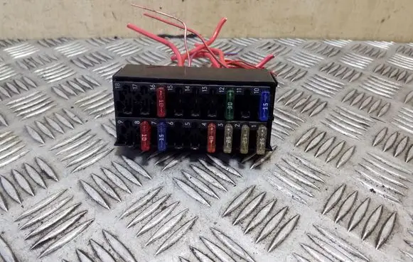 Volkswagen Crafter Fuse module A6385450319