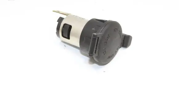 12 V Socket (front)