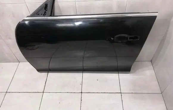 Maserati Quattroporte Front door 673007994