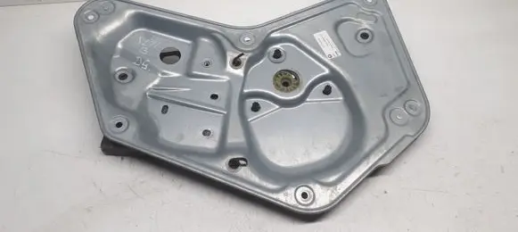 Rear window lifting mechanism without motor