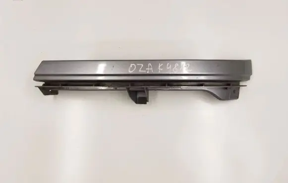 Opel Zafira A Under headlight/headlamp trim 90580651