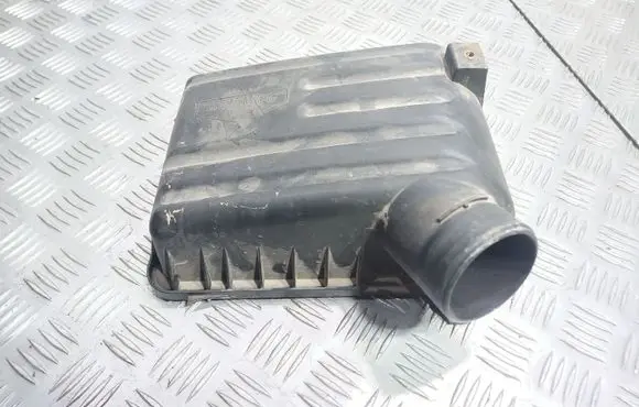 Hyundai Elantra Air filter box cover 281102D000