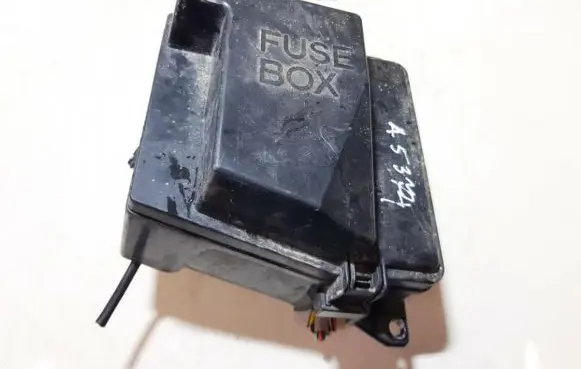 Mazda 323 F Fuse box set