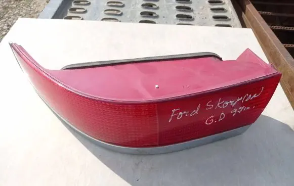 Ford Scorpio Rear/tail lights