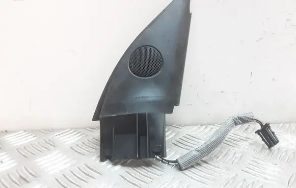 Volkswagen PASSAT B5 Front door high frequency speaker 3B0035411B