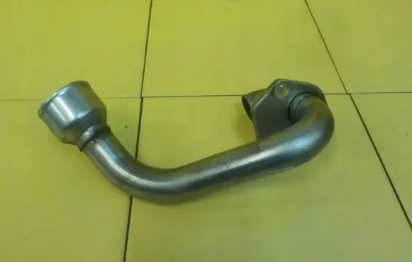 Chrysler Voyager EGR valve line/pipe/hose 6SP67